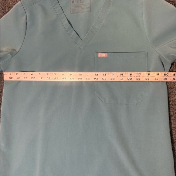 FIGS Blue Green PO 1875 Technical Collection V-Neck Scrub Shirt - Picture 3 of 6